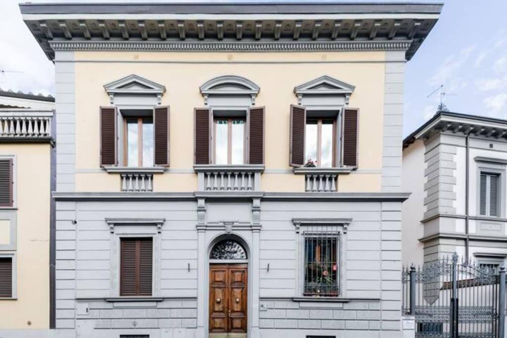 Renovated 19Th Century Apartment Флоренция Экстерьер фото